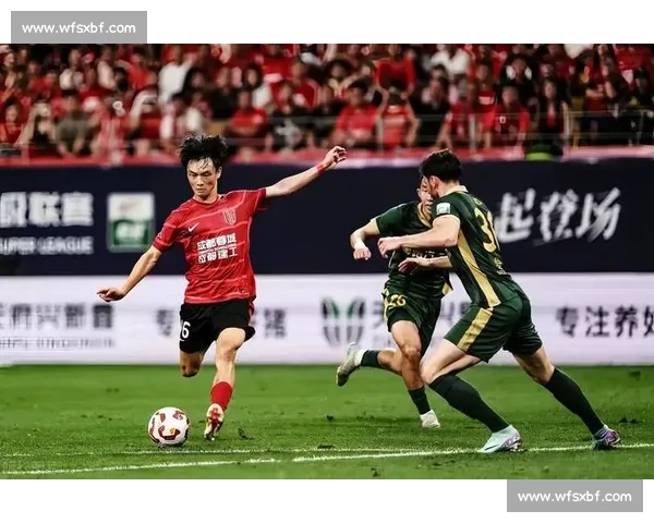 中超积分榜：海港 60 分领跑争冠，梅州亚泰陷降级绝境